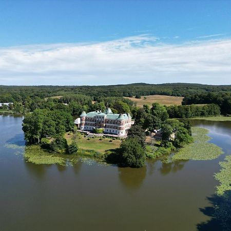 The Norrmans Castle Hotel Genarp Exterior foto