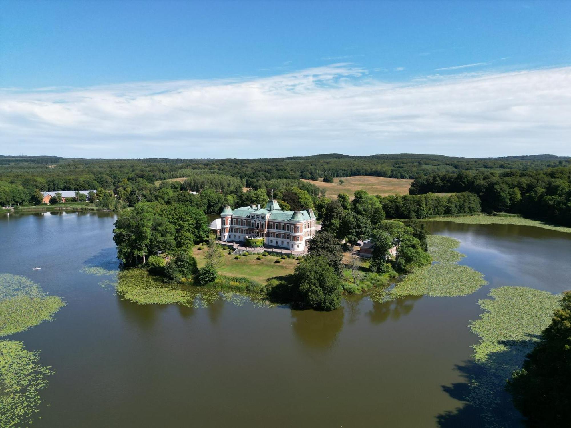 The Norrmans Castle Hotel Genarp Exterior foto